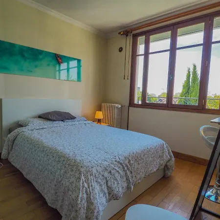 Superbe Chambre Meublee